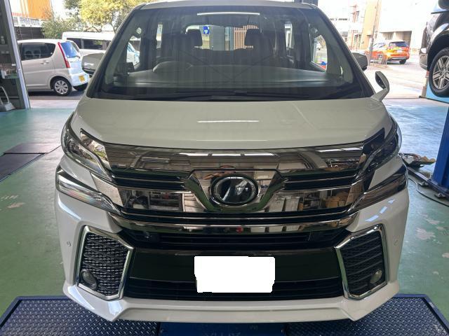 トヨタ　ヴェルファイア　板金・外装補修