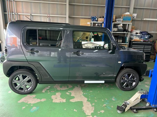 ダイハツ　タフト　パーツ取り付け　ナビ　ＥＴＣ　ドラレコ　レーダー　コーティング　カーフィルム