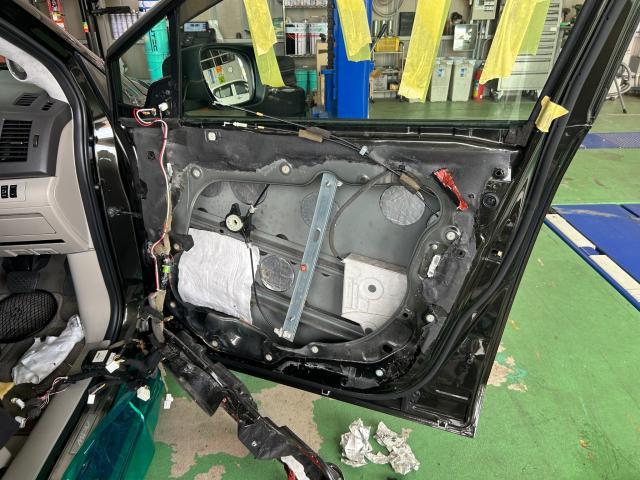 マツダ　ＭＰＶ　パーツ取り付け　ヘッドライト塗装　ＬＥＤ交換　パワーウィンドウモーター交換