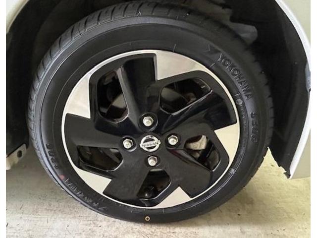 日産　ルークス　ホイール・タイヤ交換