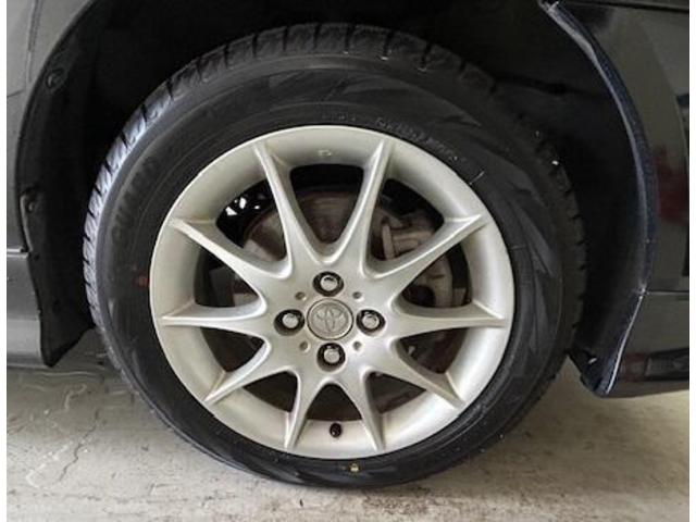 トヨタ　カローラフィールダー　ホイール・タイヤ交換