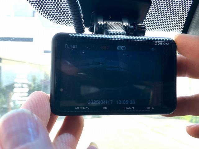 ドライブレコーダーの取付や・・・