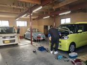 ＯＨＡＮＡはハワイ語で「家族」「仲間」という意味があります。仲間が集うガレージを目指しています。