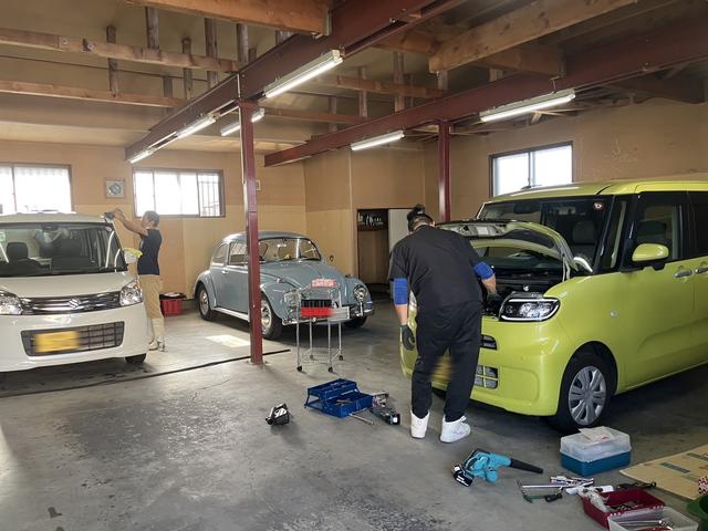 ＯＨＡＮＡはハワイ語で「家族」「仲間」という意味があります。仲間が集うガレージを目指しています。