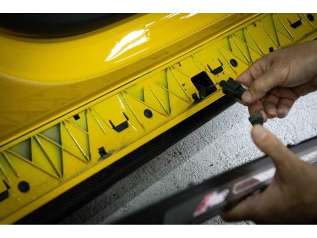 AUDI R8 カーボンラッピング スカッフプレート PPF プロテクションフィルム 京都市