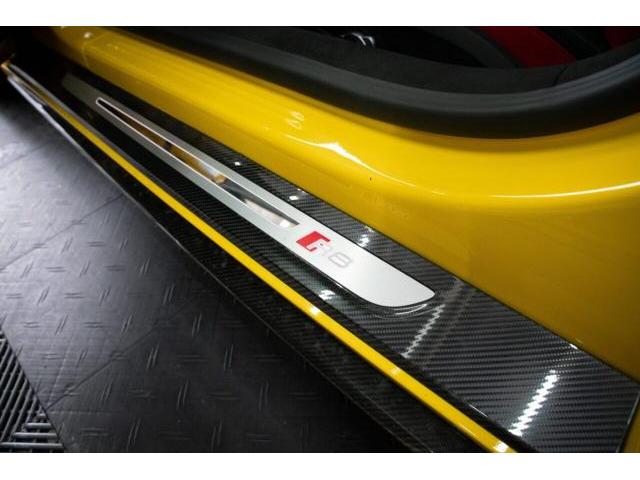 AUDI R8 カーボンラッピング スカッフプレート PPF プロテクションフィルム 京都市