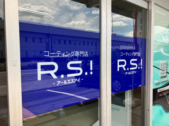 店舗への入り口です！お気軽に入店ください！