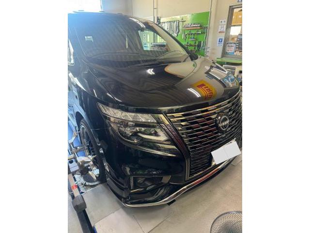 日産　エルグランド　アライメント　