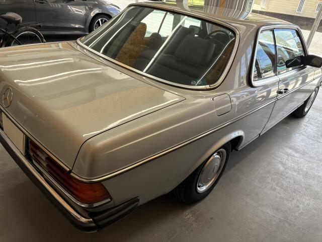 EXキーパー施工　メルセデス・ベンツ　２８０CE（C123)