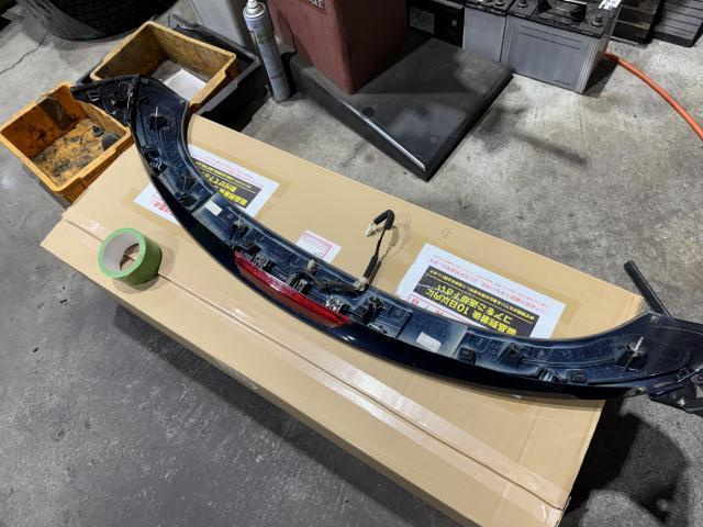 マツダ　アクセラスポーツ　リヤウイング　リヤスポイラー　取付　取り付け　持ち込み　持込　安い　群馬県　高崎市　前橋市　藤岡市　玉村町　伊勢崎市　【栗原オートサービス】