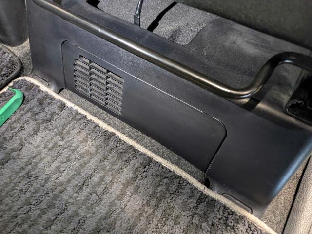 トヨタ　ヴォクシー　80系　駆動用電池の冷却部品のメンテナンスを販売店で受けてください　表示　故障診断　ハイブリッドバッテリー異常　VOXY