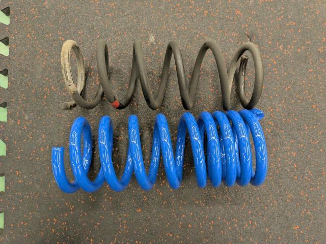 日産　ＮＶ１００クリッパーバン　エブリィ　ハイレートスプリング交換　強化サスペンション　オーバーテックハイレートスプリング取付