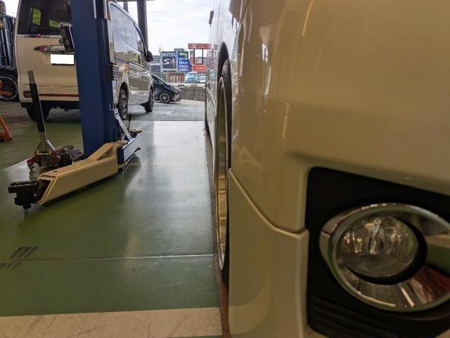 トヨタ　20系アルファード　車高調取り付け　パーフェクトダンパー　SEVEN　7g　乗り心地改善　サスペンション・足回りパーツ取付