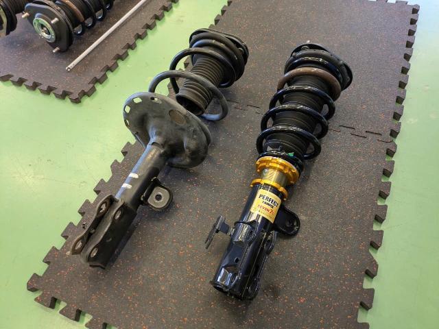 トヨタ　20系アルファード　車高調取り付け　パーフェクトダンパー　SEVEN　7g　乗り心地改善　サスペンション・足回りパーツ取付