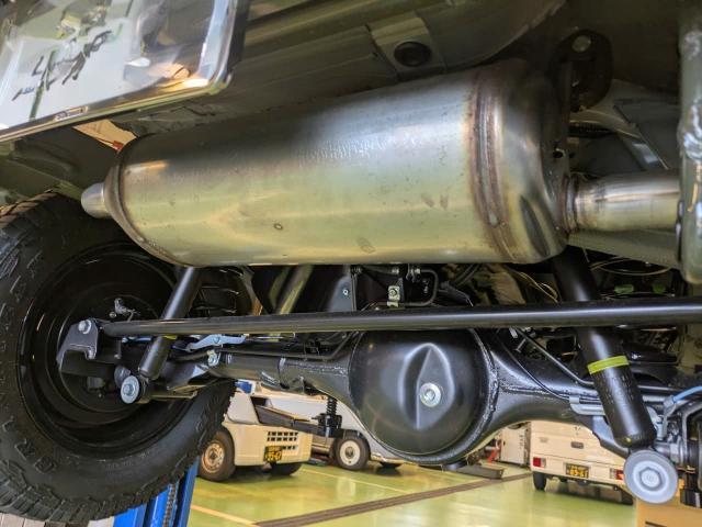 スズキ　ジムニー　マフラー交換　社外品マフラー取り付け　ロッソモデロ　持込マフラー取り付け