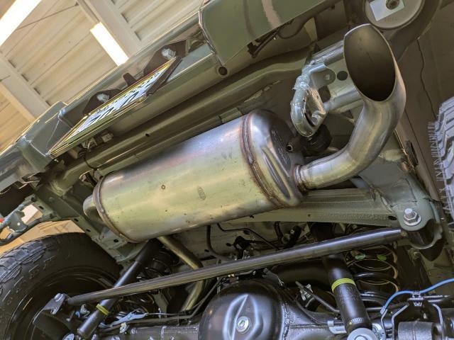 スズキ　ジムニー　マフラー交換　社外品マフラー取り付け　ロッソモデロ　持込マフラー取り付け