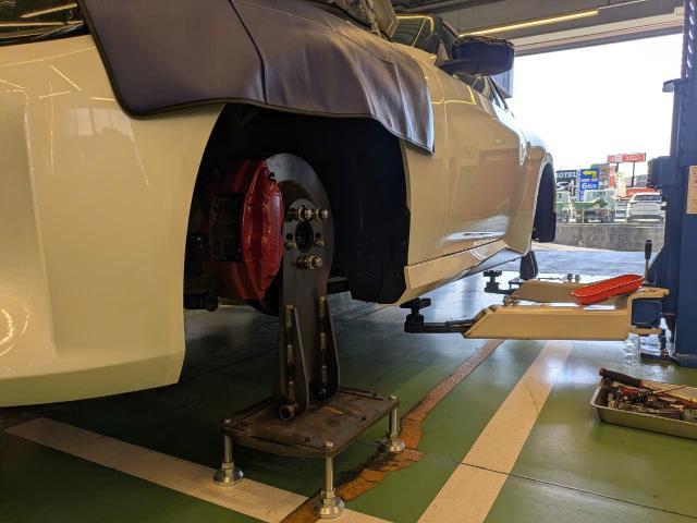 日産　フェアレディＺ　RZ34　車高調取り付け　HKSハイパーマックスS　1G締め　サスペンション・足回りパーツ取付