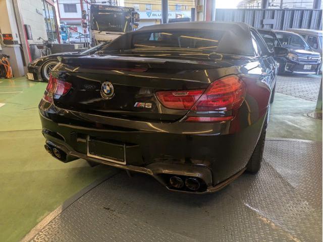 ＢＭＷ　Ｍ６　カブリオレ　社外マフラー取付　マフラー交換　ダウンパイプ交換　バルブコントローラー取付　吸排気系パーツ取付