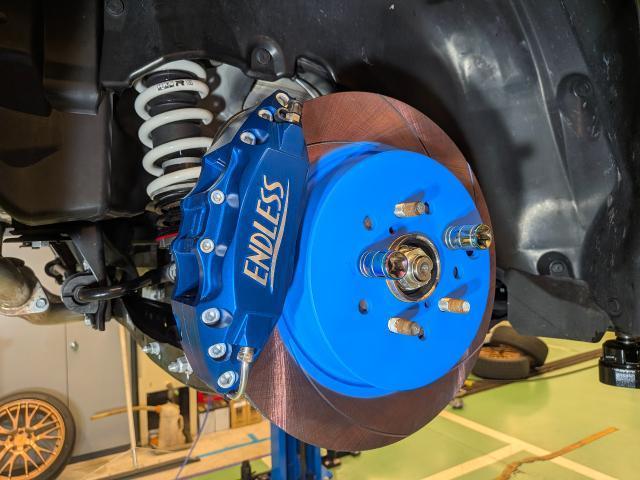 GR86 ENDLESSブレーキキャリパーキット取付｜サーキット対応ブレーキ強化・持込取付OK