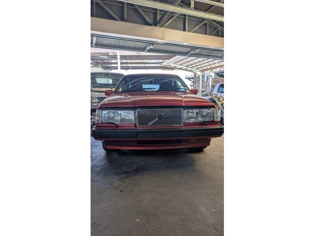 ボルボ　９４０エステート　エンジン修理　クランクプーリー交換　バイブレーションダンパー交換