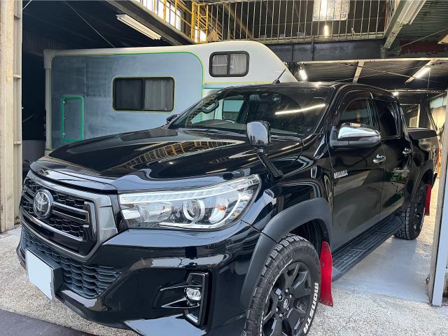 トヨタ　ハイラックス　カーナビ・ETC・ドラレコ取付