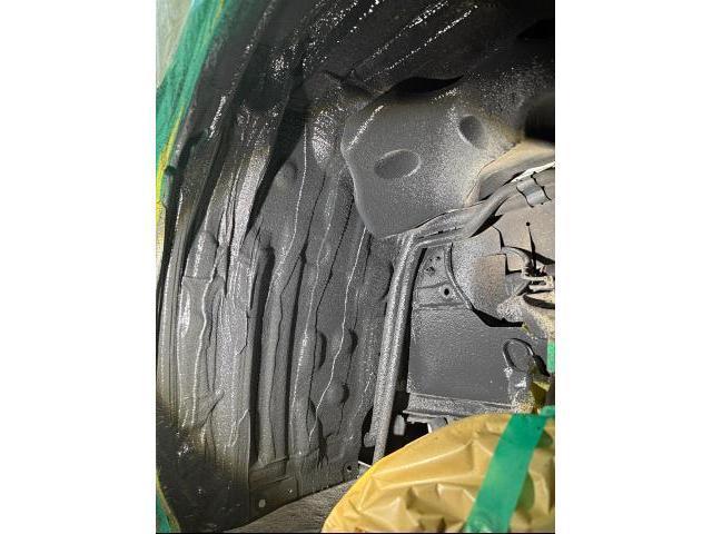 トヨタ　ハイエースバン RAPTOR塗装(ラプターライナー)　グラビティクス防錆施工
 RAPTOR全塗装 塗り分けカスタム #兵庫県　#明石市　#神戸市　#ラプターライナー #RAPTOR #RAPTOR正規施工店　#Gattonero