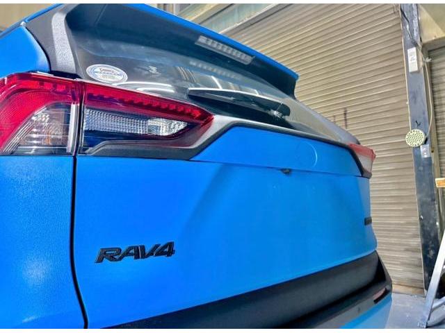 トヨタ　ＲＡＶ４　RAPTOR塗装(ラプターライナー)
RAPTOR全塗装 塗り分けカスタム
#兵庫県　#明石市　#神戸市　#ラプターライナー
#RAPTOR #RAPTOR正規施工店　#Gattonero