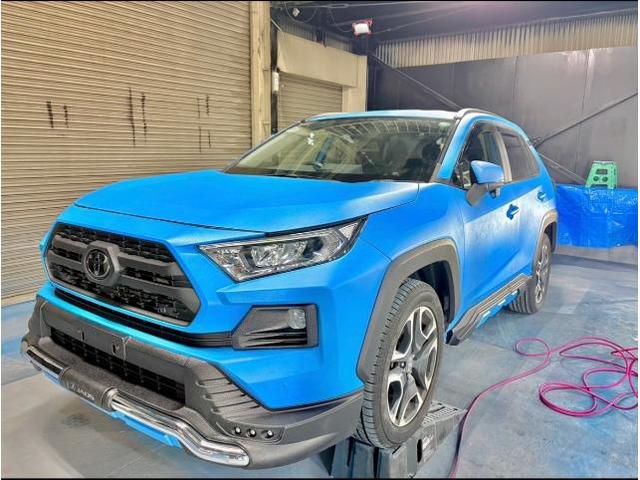 トヨタ　ＲＡＶ４　RAPTOR塗装(ラプターライナー)
RAPTOR全塗装 塗り分けカスタム
#兵庫県　#明石市　#神戸市　#ラプターライナー
#RAPTOR #RAPTOR正規施工店　#Gattonero