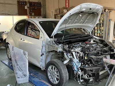 フレーム修正機完備。