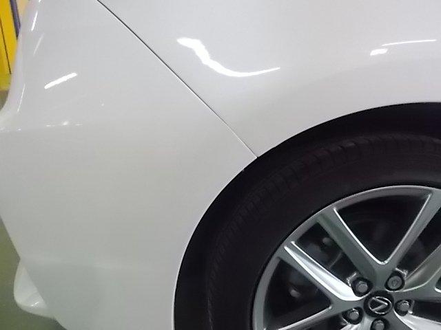 レクサス CTもお任せください バンパー他 キズ・へこみ直し