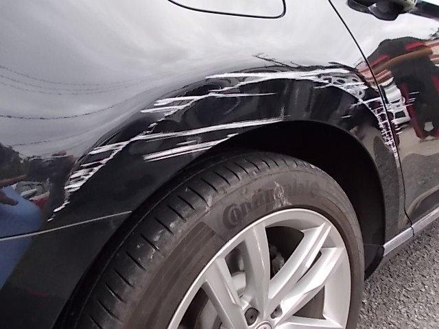 フォルクスワーゲン パサート 広い範囲のキズへこみ 板金塗装できるかな?