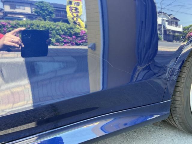 スバル　レヴォーグ　後ろドア線傷研磨磨き　1万円　キズ・へこみ直し
