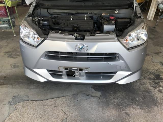 ダイハツ　ミライース　フロントバンパー交換　キズ・へこみ直し　埼玉県上尾市板金塗装