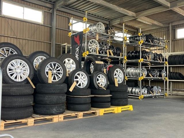 幅広いタイヤのサイズを取り揃えております。