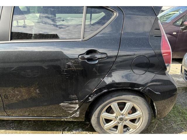 トヨタ　アクア　塗装 小城市　杵島郡　佐賀市　多久市　修理