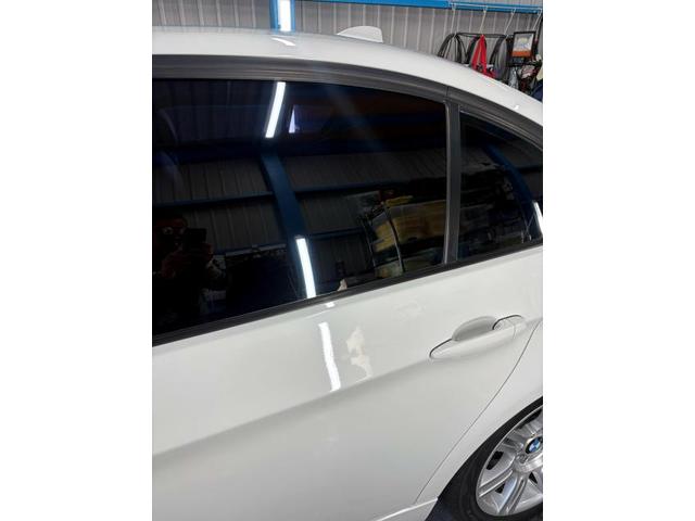 ＢＭＷ　１シリーズ　クリーニング・清掃　全面ガラス鱗　筑後市　久留米市　広川町　八女市　みやま市　大牟田市　柳川市　大川市　佐賀市　鳥栖市　荒尾市　他地域のお客様も大歓迎です！