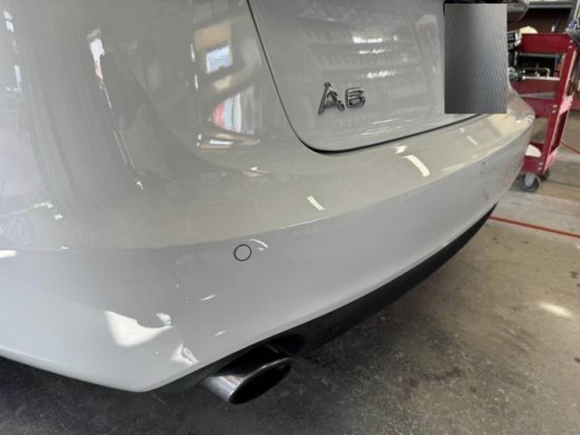 アウディ　A6　リアバンパー　傷　へこみ　塗装　修理　奈良県　奈良市