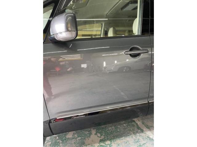 三菱　デリカD5　フロントドア　きず　へこみ　修理　板金　塗装　大阪　堺市