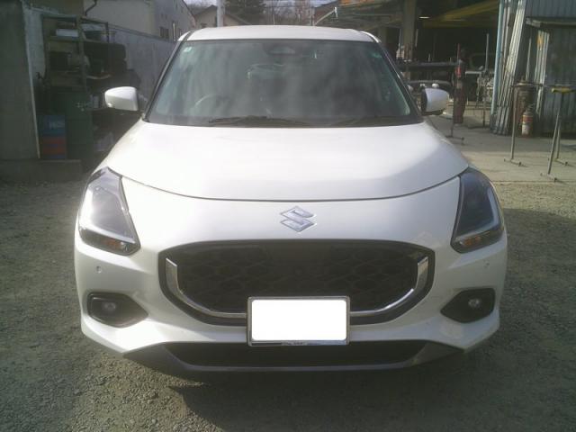 スズキ　スイフト　リヤドア・クォーターパネルキズ・へこみ直し