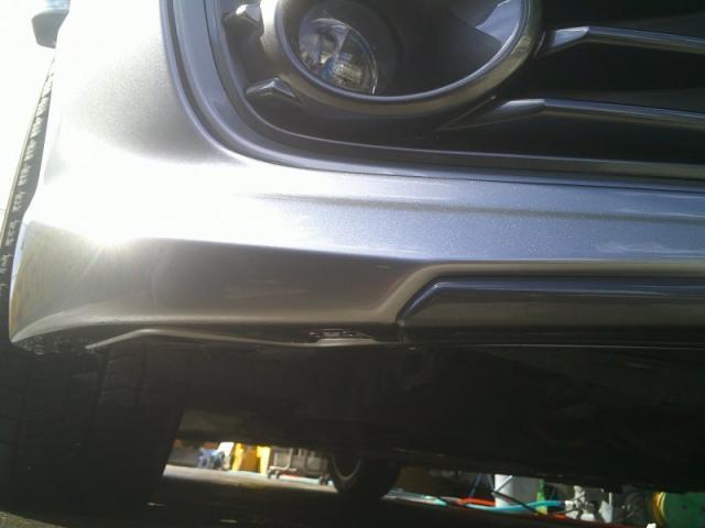 スズキ　スイフト　フロントバンパーキズ・へこみ直し