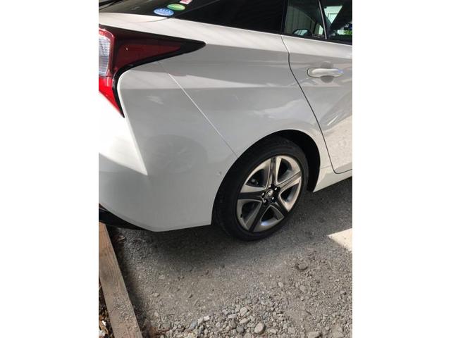 トヨタ　プリウス　右後ろタイヤ上　キズ・へこみ直し　高崎市板金塗装専門店