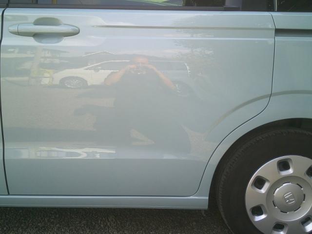 ホンダ　フリード　スライドドアとその横（クォーター）　サイドシル　キズ・へこみ直し　高崎市　事故修理