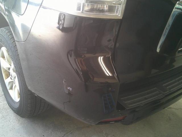 トヨタ　ランドクルーザープラド　バンパー　キズ・へこみ直し　高崎市　板金塗装