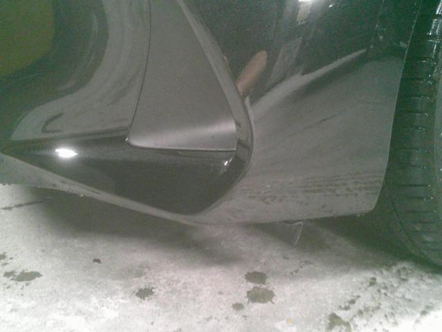 レクサス　ＩＳ　高崎市でバンパー修理なら当店へ　バンパーキズ・へこみ直し