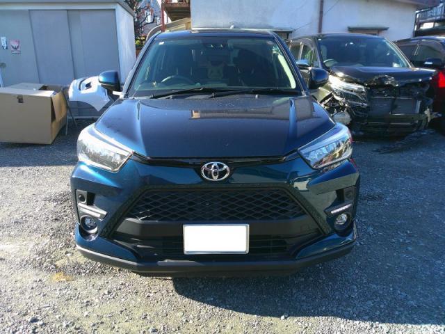 トヨタ　ライズ　リヤドアと給油口付近のキズ・へこみ直し　高崎市ブロック塀に車体を擦った