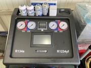 最新のエアコンガス交換機を導入しています。