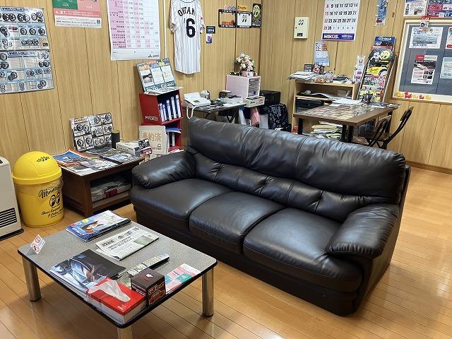 アットホームなお店です。お気軽にお立ち寄り下さいませ。