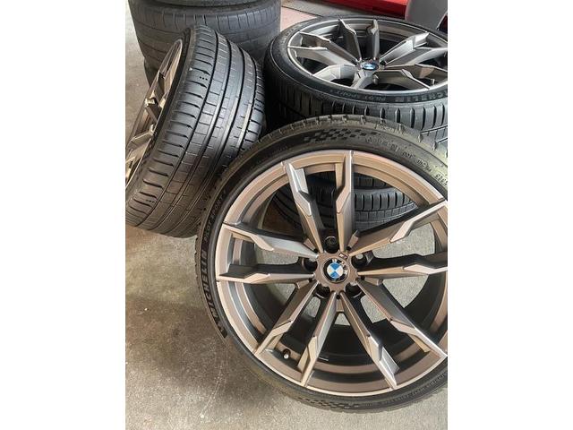 愛知県　一宮市　ＢＭＷ　Ｚ４　ホイール・タイヤ交換　高インチ　輸入車