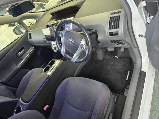 トヨタ　プリウスα　ハンドル異音修理