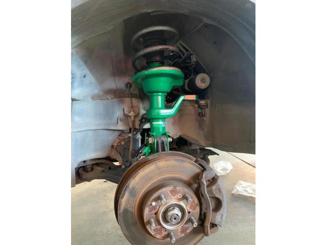 ホンダ　エレメント　サスペンション交換